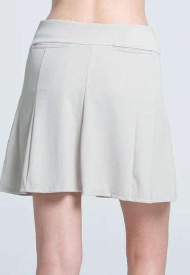 Lucky in Love Sunset Spin Match Play Skort 15.5" (Multiple Colors)