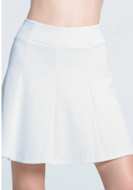 Lucky in Love Sunset Spin Match Play Skort 15.5" (Multiple Colors)