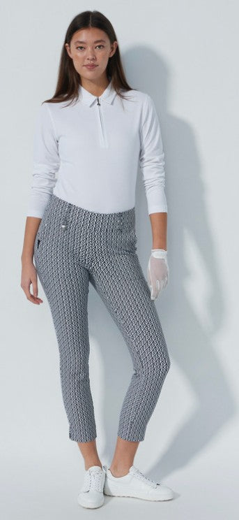 Daily Sports Magic Motif Diamond Ankle Pants 27.5"