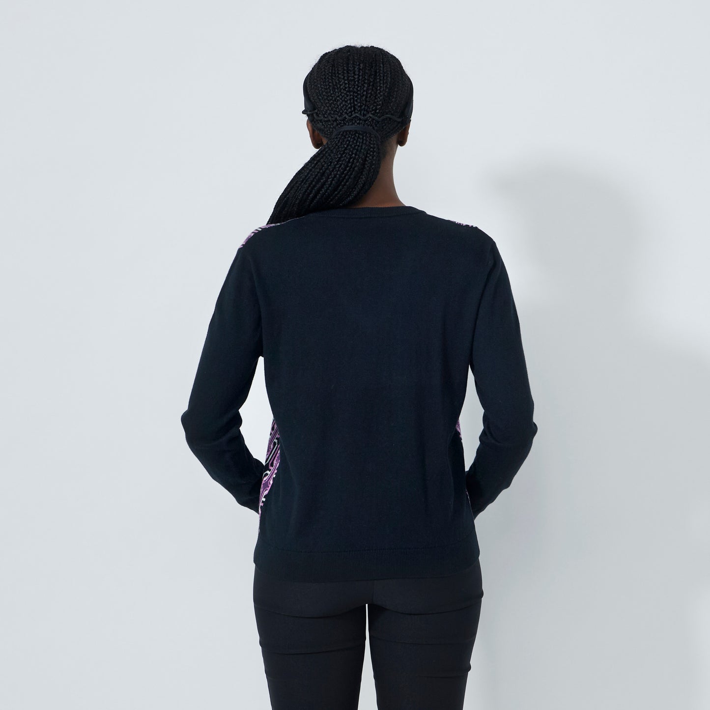 Daily Sports Abstract Fusion Delusion Black Jacquard V-Neck Pullover