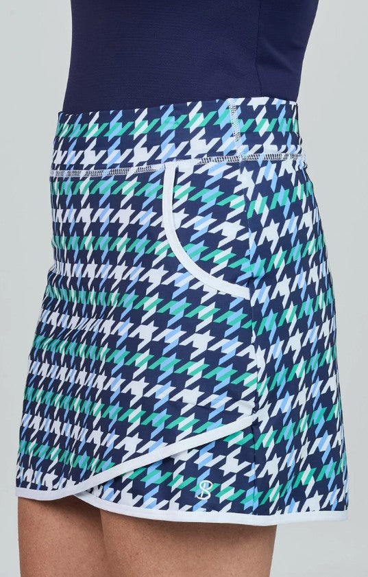 Sofibella Golf Colors Right Direction Navy Skort 16"