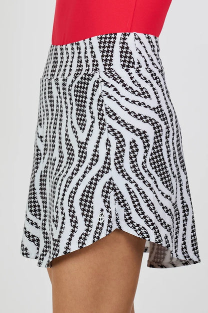 Sofibella GOLF COLLECTION Fierce Hound Skort 17"