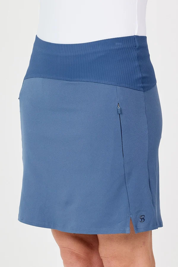 Sofibella QUIET FORCE 16" Skort