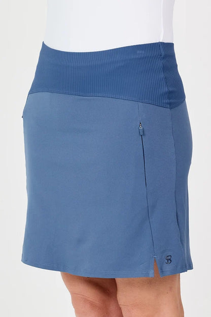 Sofibella QUIET FORCE 16" Skort