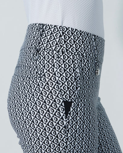Daily Sports Magic Motif Diamond Ankle Pants 27.5"
