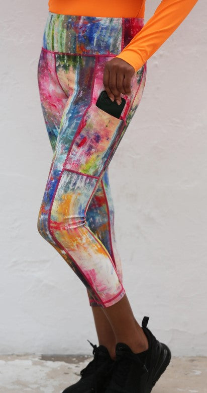 FAMARA MONET CAPRI LEGGINGS