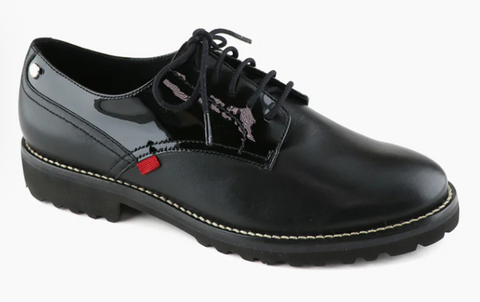 Marc Joseph Columbus Cir Napa and Patent Golf Shoe in Black
