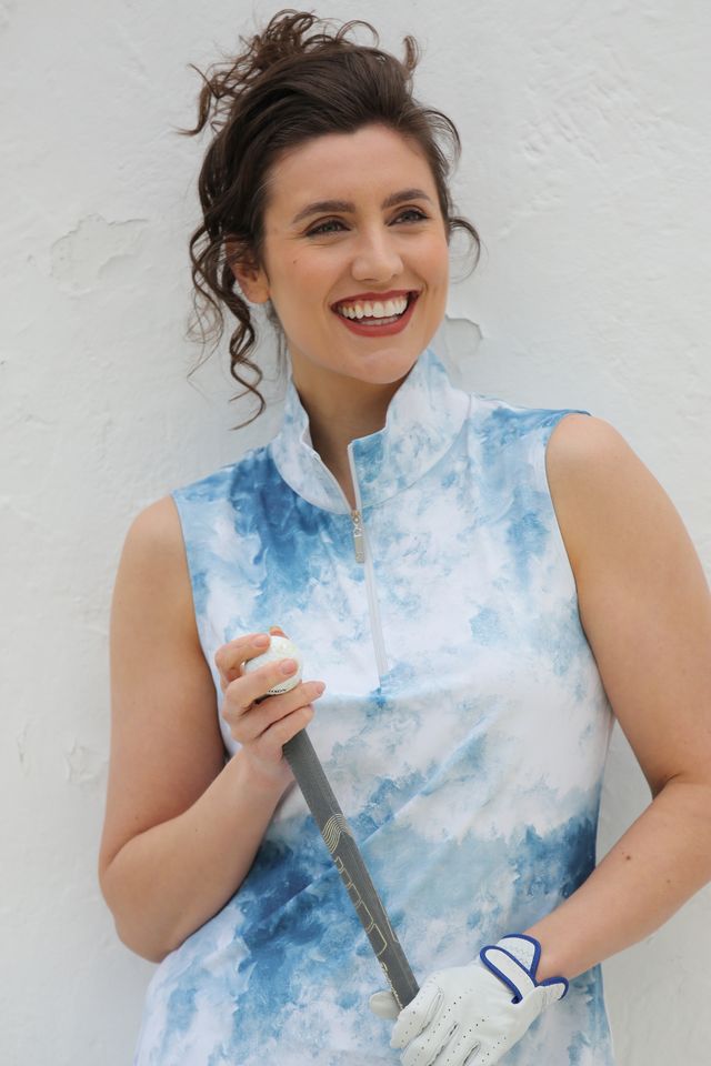 FAMARA CLOUDS Sleeveless Mock Collar Shirt