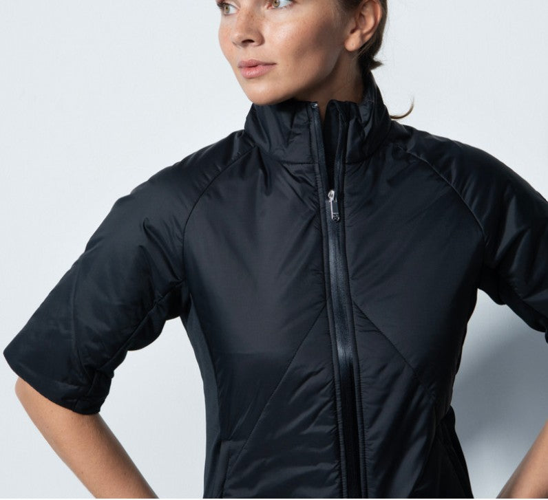 Daily Sports Hamper Caen Lightly Padded Short Sleeve Jacket