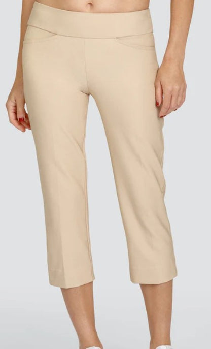 Tail Essentials Mulligan 22" Capri