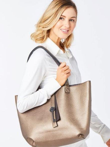 Belyn Key Keystone Tote - Gals on and off the Green