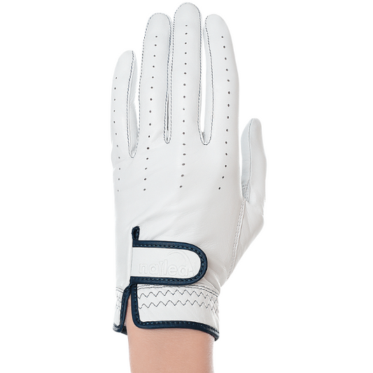 Nailed Golf Luxury Onyx Golf Glove - Gals on and off the Green